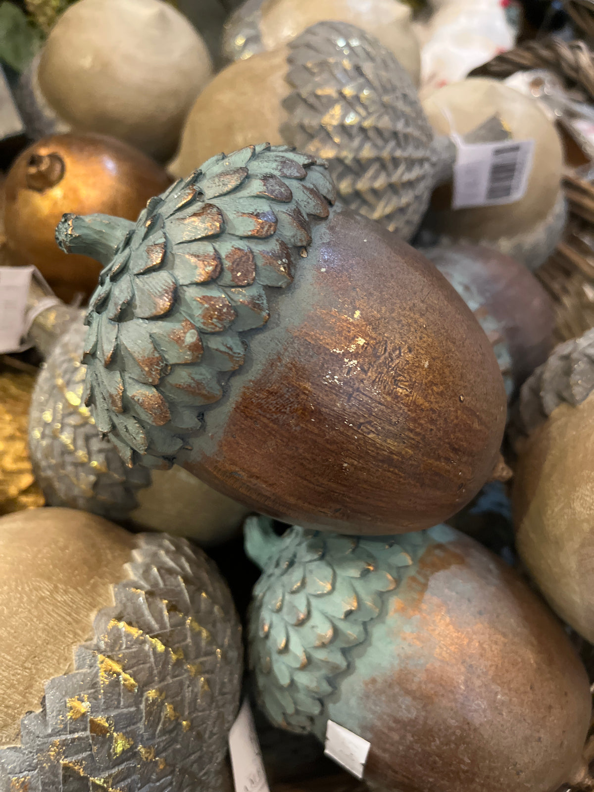 ACORN DECORATION