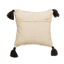 TRIANGLE BLOCK CUSHION