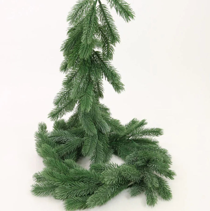 FLOCKED SPRUCE GARLAND