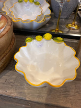 CITRUS SCALLOPED BOWL-SMALL