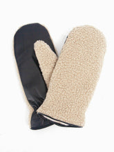 CREAM BORG & FAUX LEATHER MITTENS