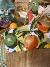CITRUS PADDLE CHOPPING BOARD - LARGE