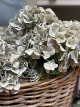 SAGE GREEN HYDRANGEA BUNCH