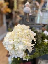 WHITE HYDRANGEA BUNCH