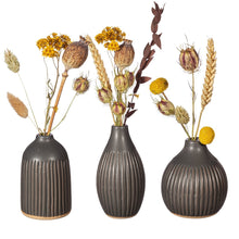 GROOVED BUD VASE BLACK