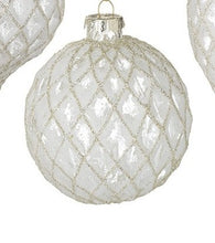 WHITE & GOLD GLITTER BAUBLE