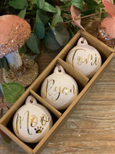 PERSONALISED WHITE CERAMIC BAUBLES