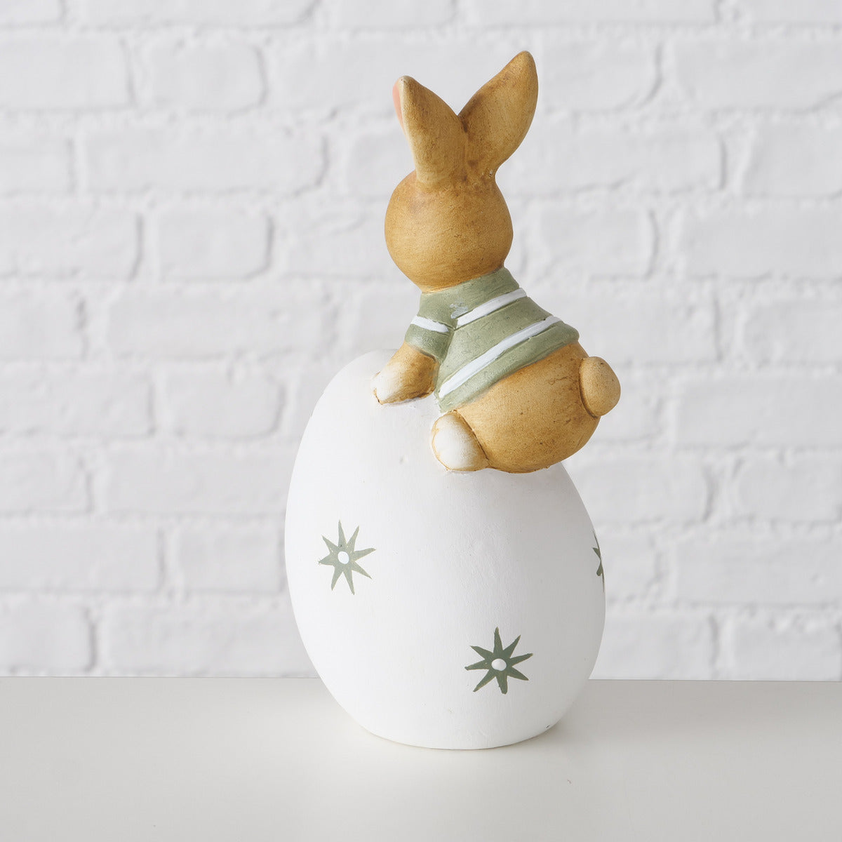 BUNNY ON EGG